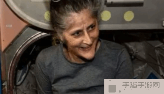 美滞留女宇航员曾承认健康出问题：找不到走路的感觉