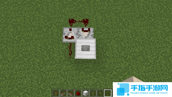 我的世界比较器时钟怎么做