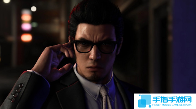 老外兴奋展示《如龙》联动周边 日本玩家泼凉水便利店货