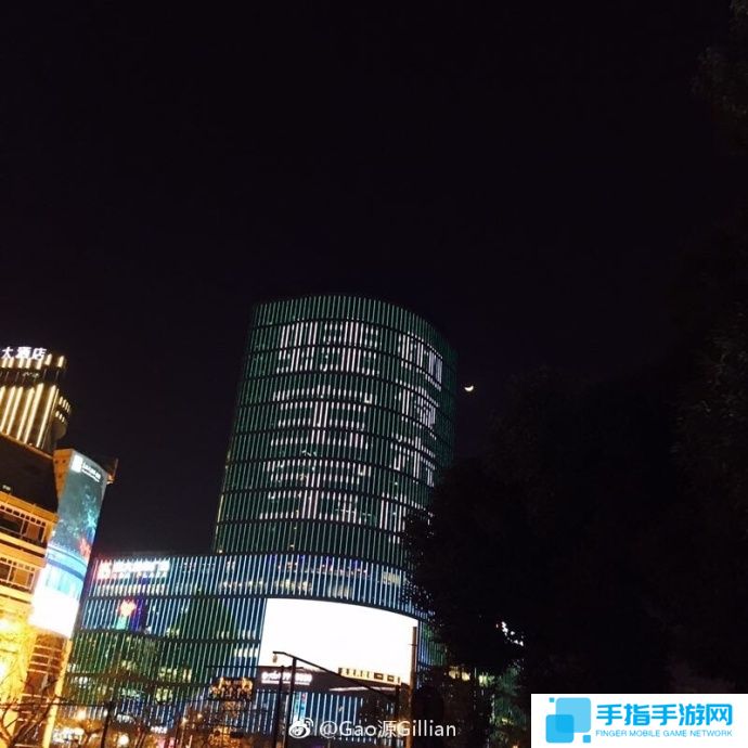 贫穷限制了想象力 李泽言夫人杭州中心找蛙宝宝