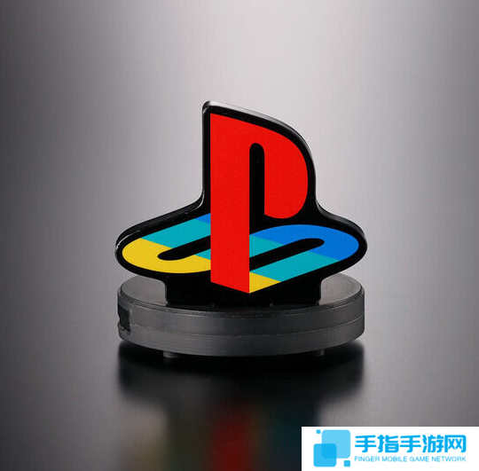 万代推出全新PS水晶立标 轻按发出经典PS启动音效