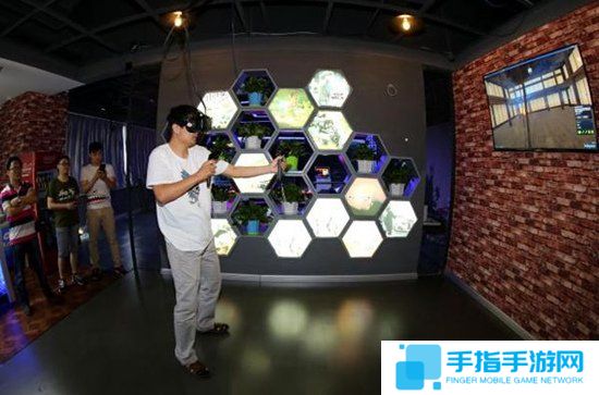 VR解决劳动力？日本养老院启用VR培训员工