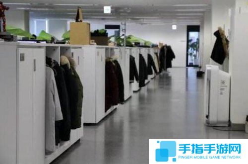 满眼望去尽是手办《冒险岛2》工作室充满文艺
